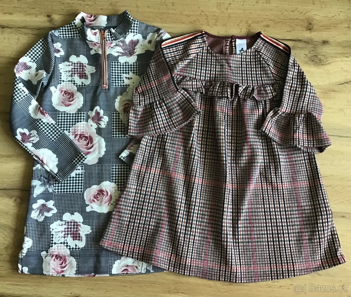 Dívčí šaty a sukně vel. 110 - 2