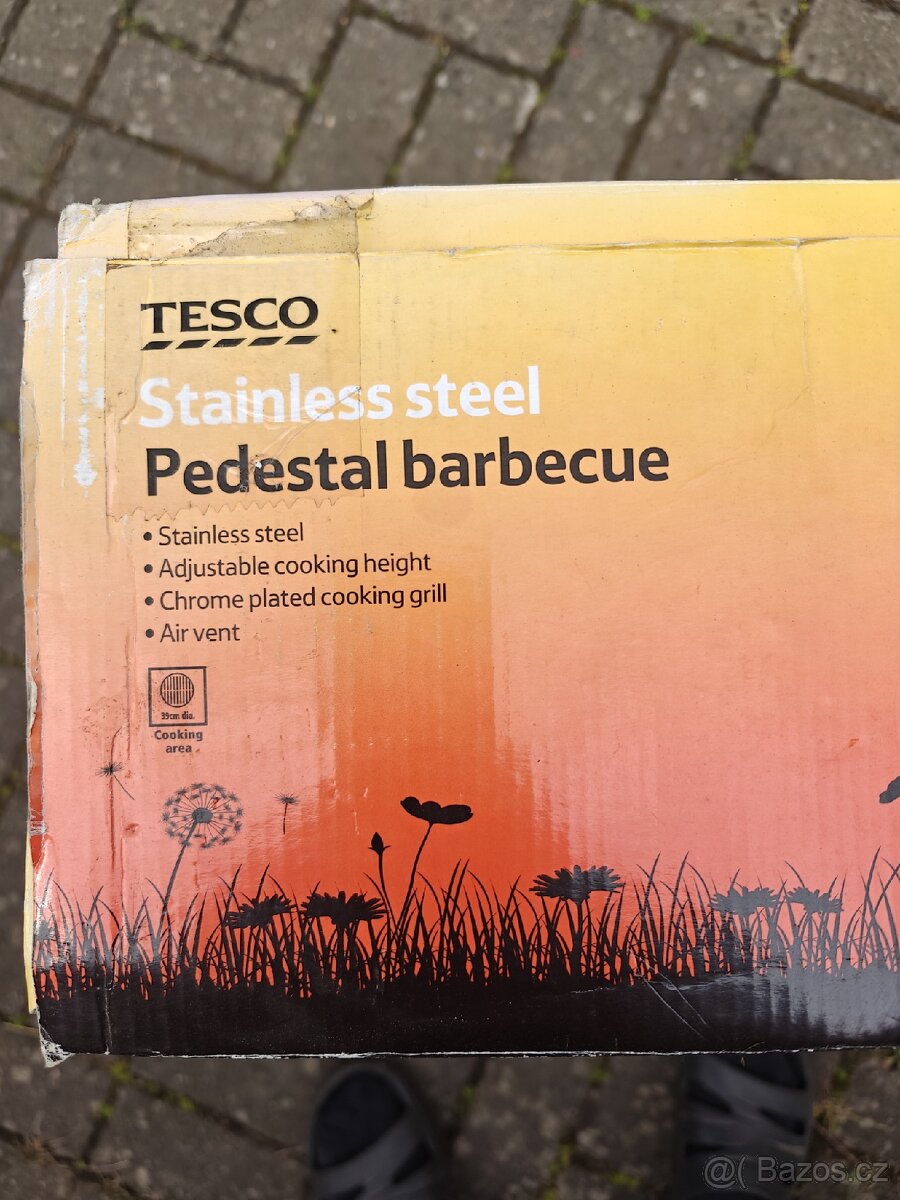 Nový, nerezový sloupový gril - 2