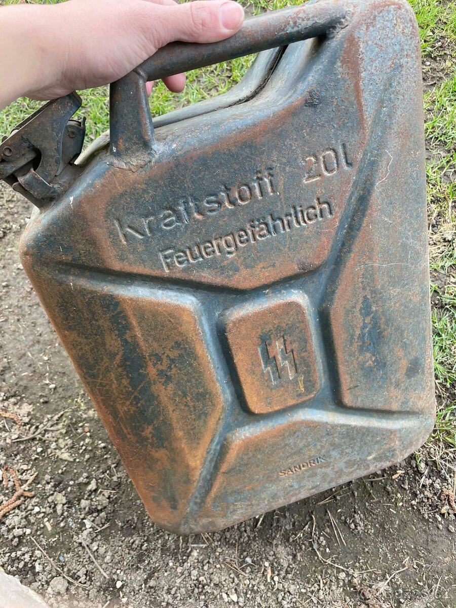 Historický kanystr - 2