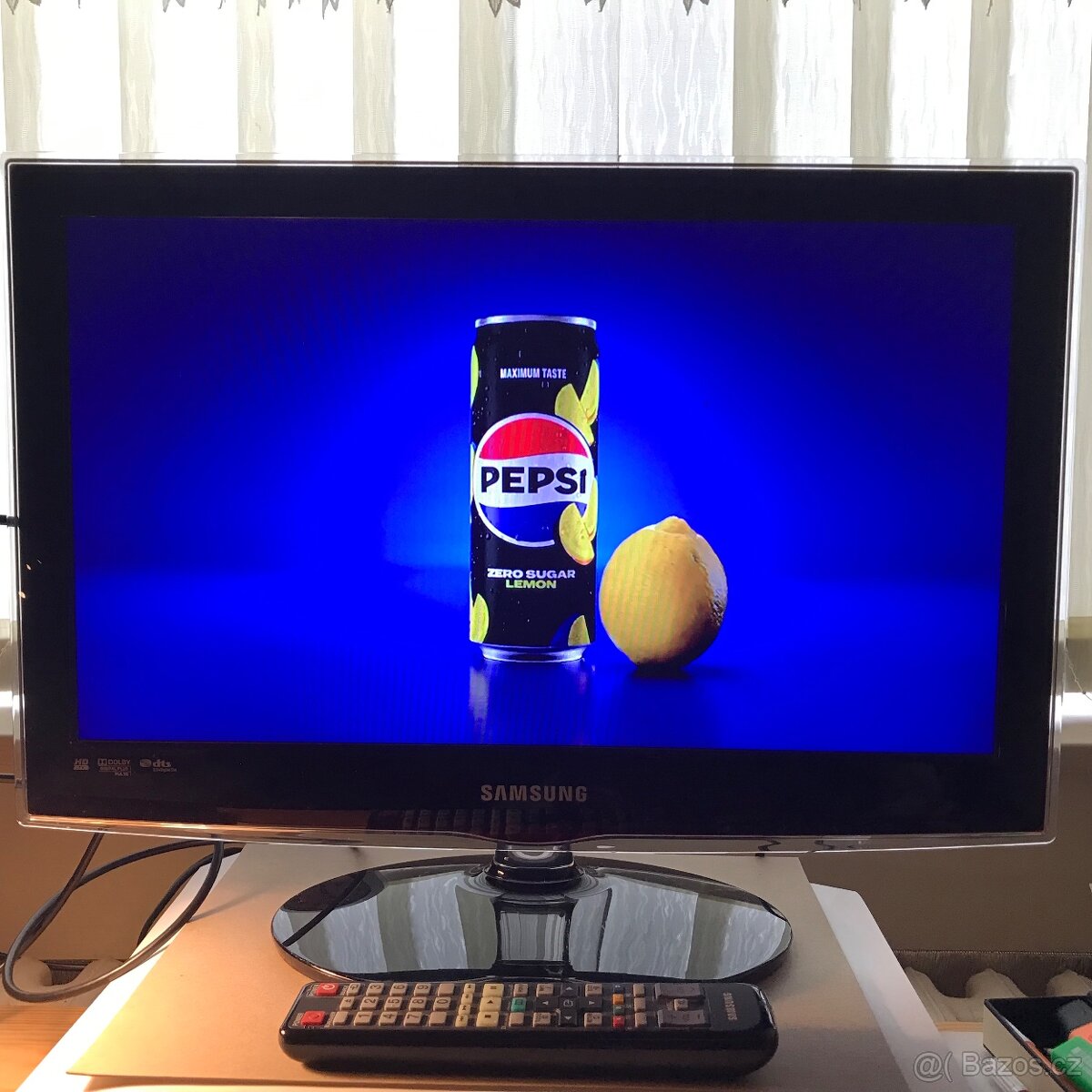 Samsung TV UE22C4000 • Sharp TV • Tesla set top box - 2