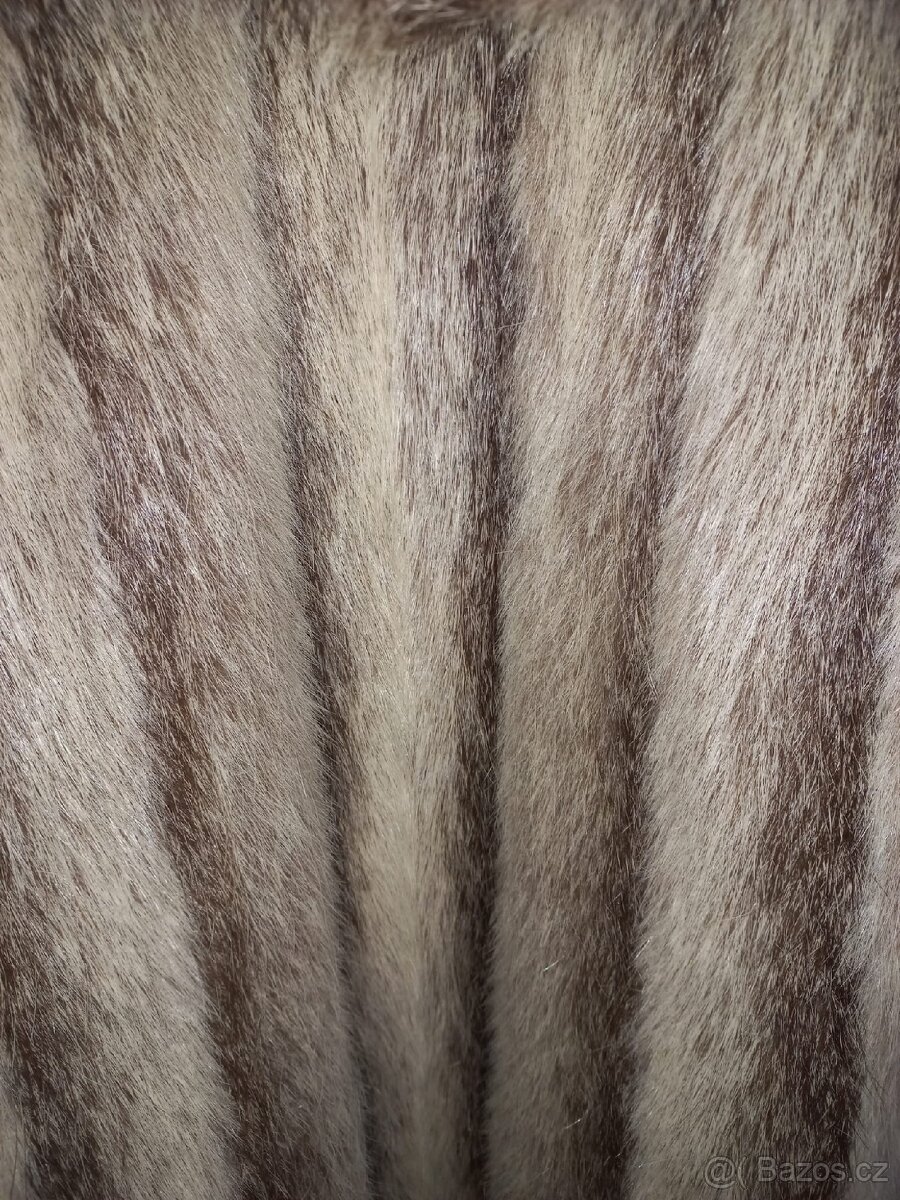 Prodám dámský kožich stříbrná nutrie - 2
