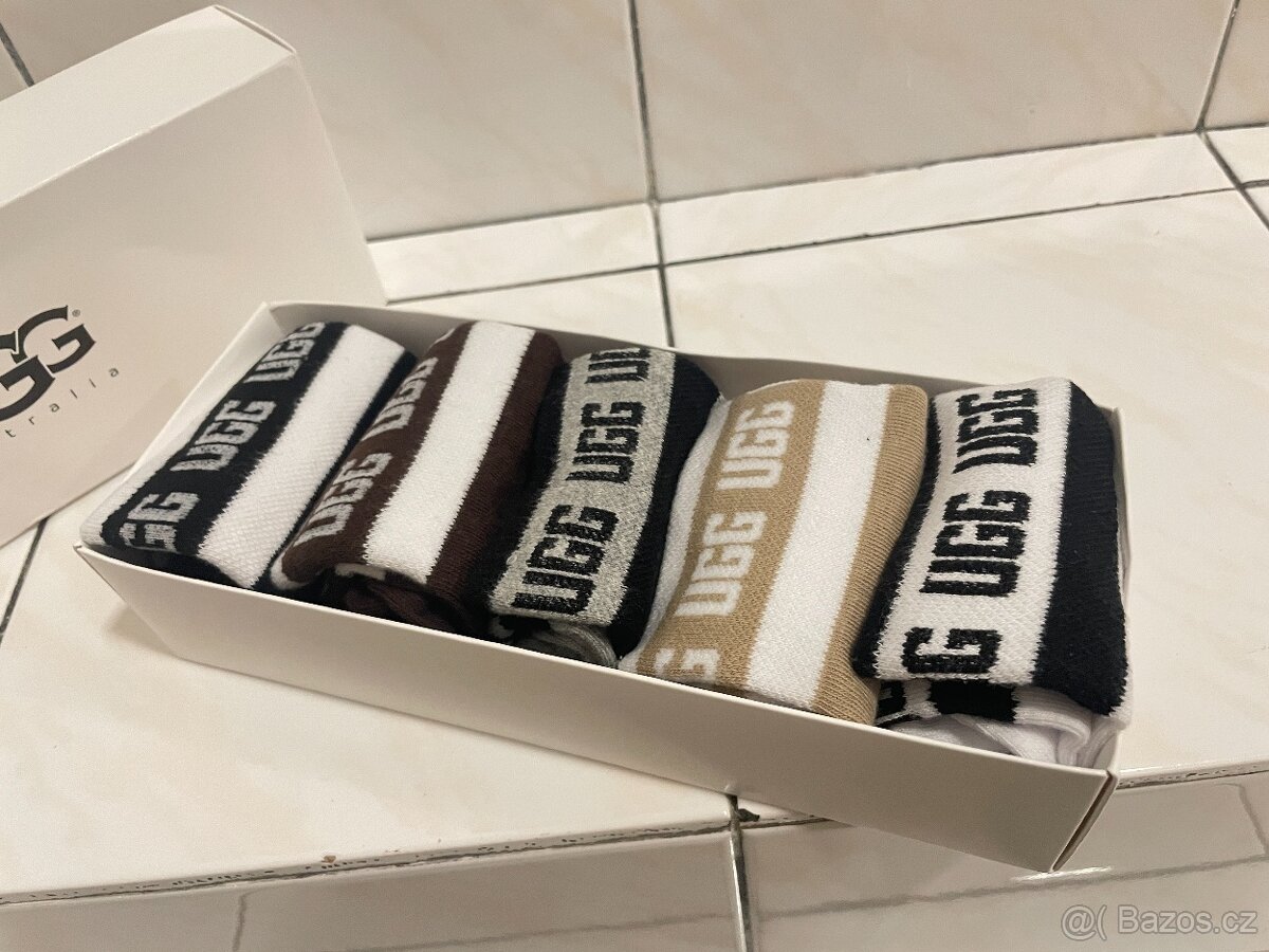 UGG ponožky v darčekovom balení - 2