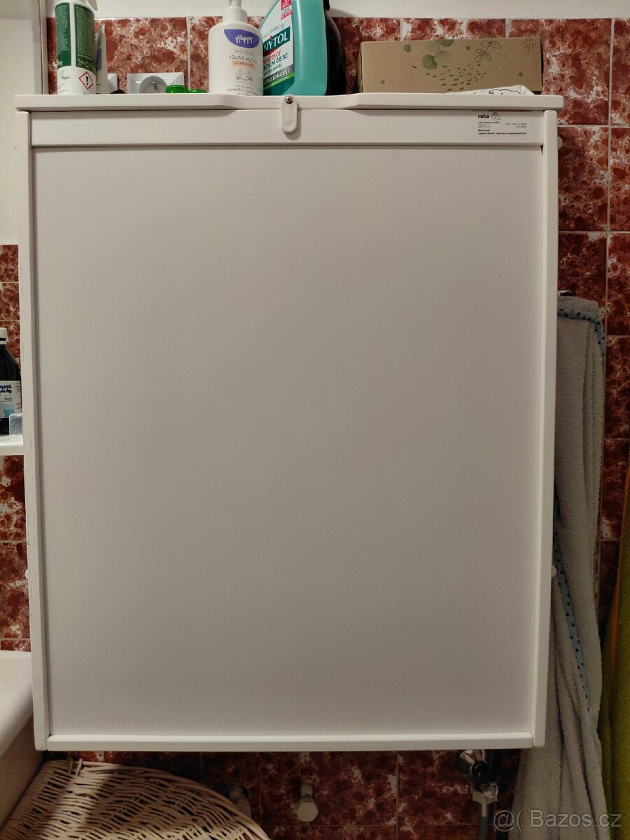 Závěsný přebalovací pult Roba - 2