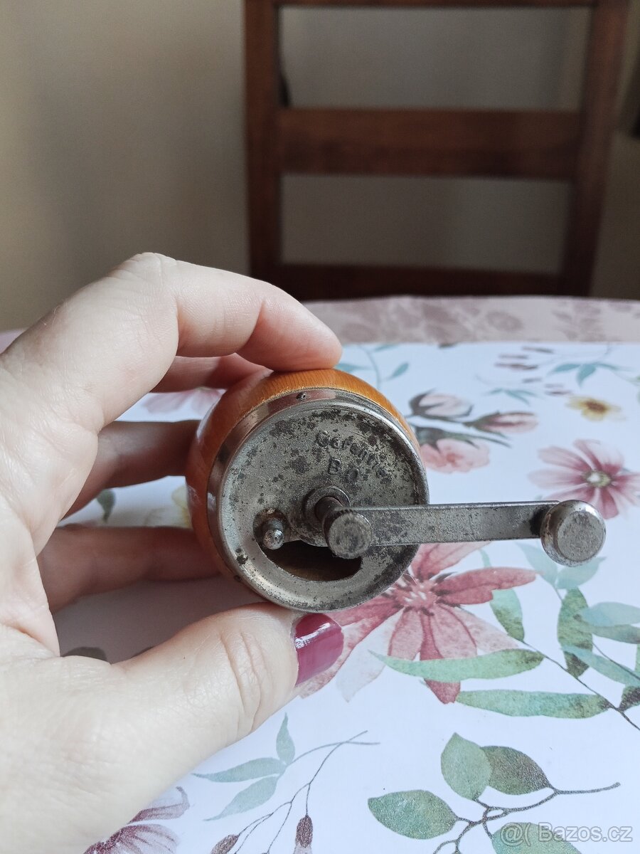 Mlýnek na koření - 2