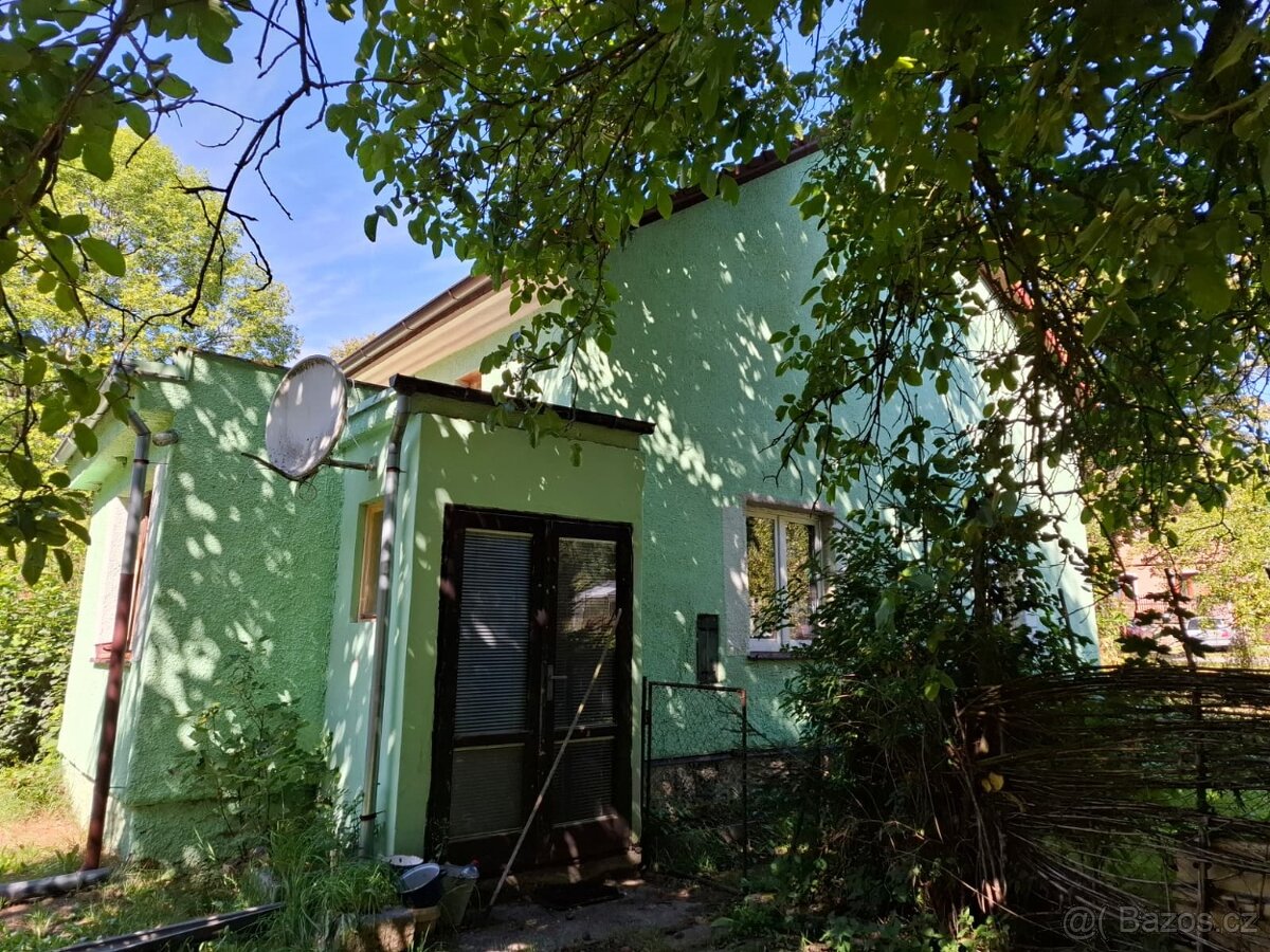 Prodám dům 113m2 v obci Mělnice u Hostouně pozemek 641m2 - 2