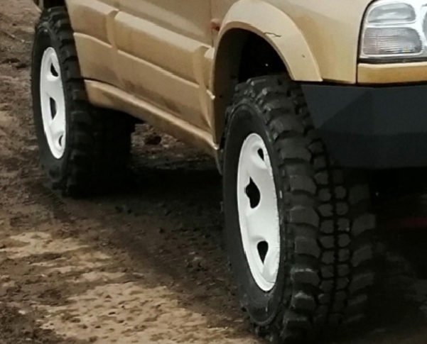 Pneu 205/70R15 Suzuki Samurai - 2