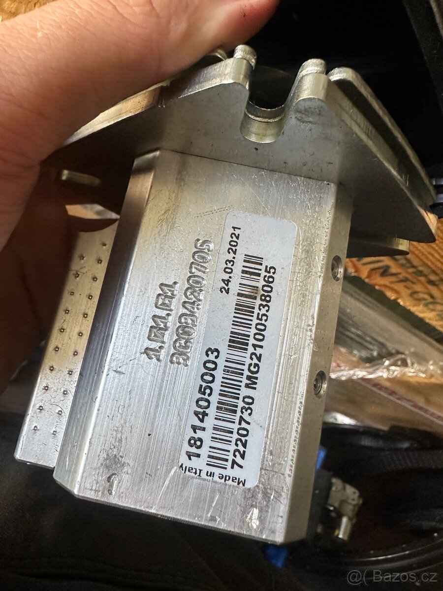 Joysticky na Minibagry Bobcat - 2