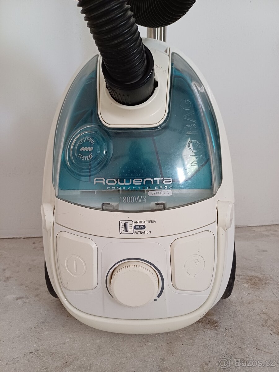 Bezsáčkový vysavač Rowenta - 2