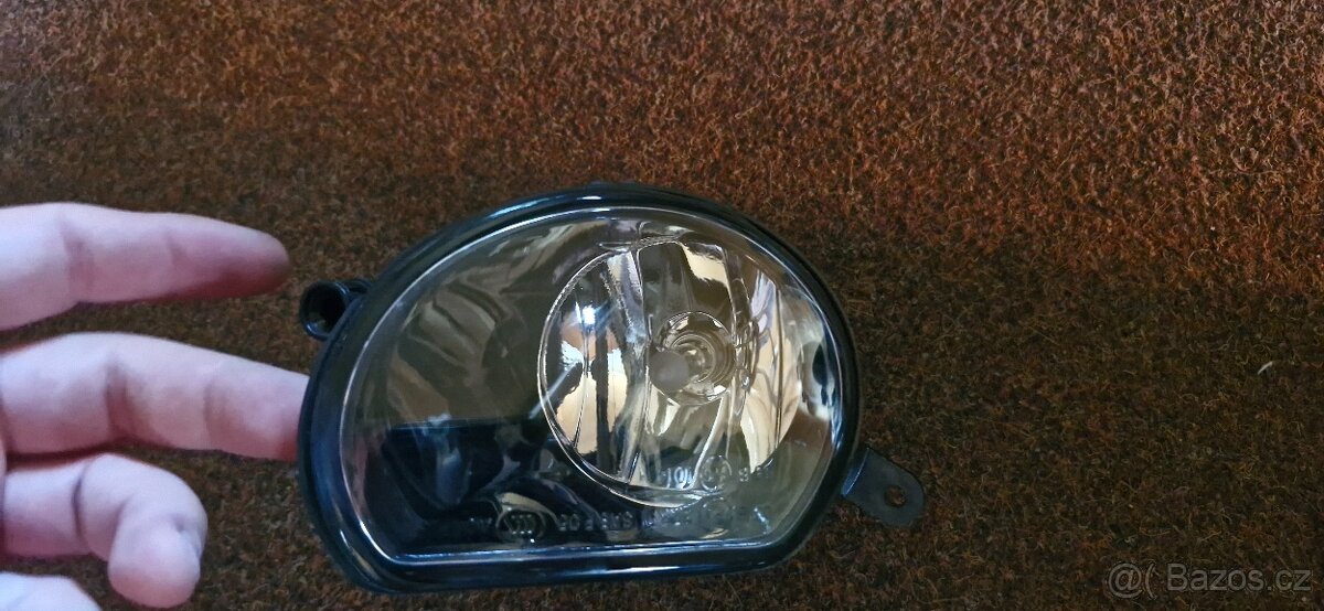 Prava predni mlhovka audi Q7 4L0941700A - 2