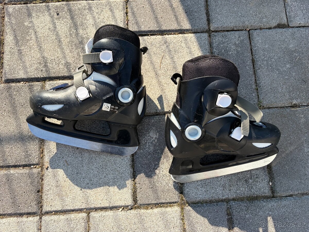 Prodám dětské brusle - vel. 30-32 - 2