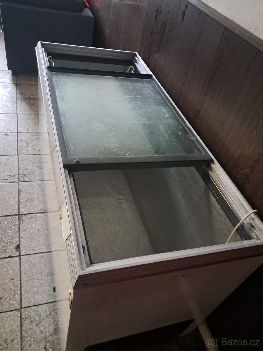 Pultový mrazák velký - 2