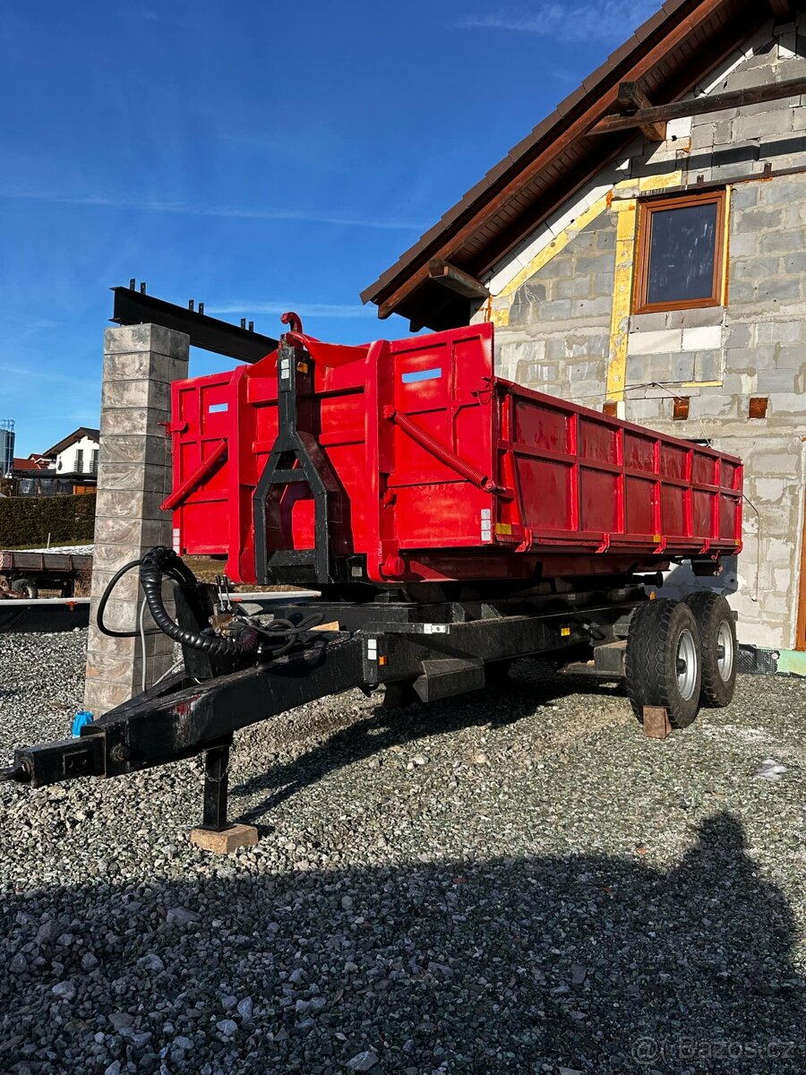 Traktorový nosič kontajnerov - 2