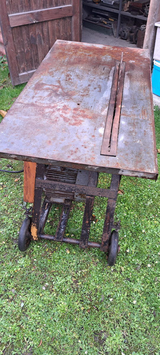 Cirkulárka s kolébkou - 2