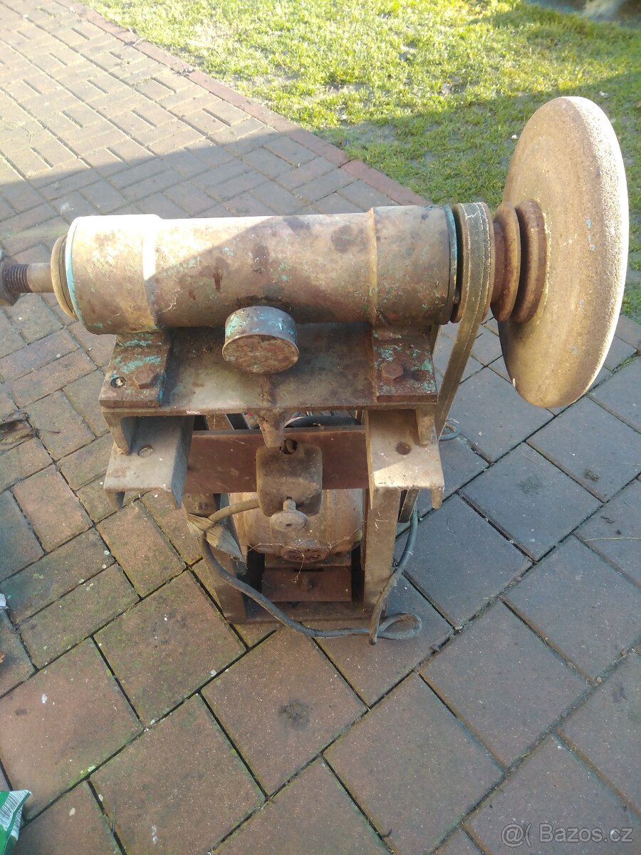 Dvoukotoučová bruska - 2