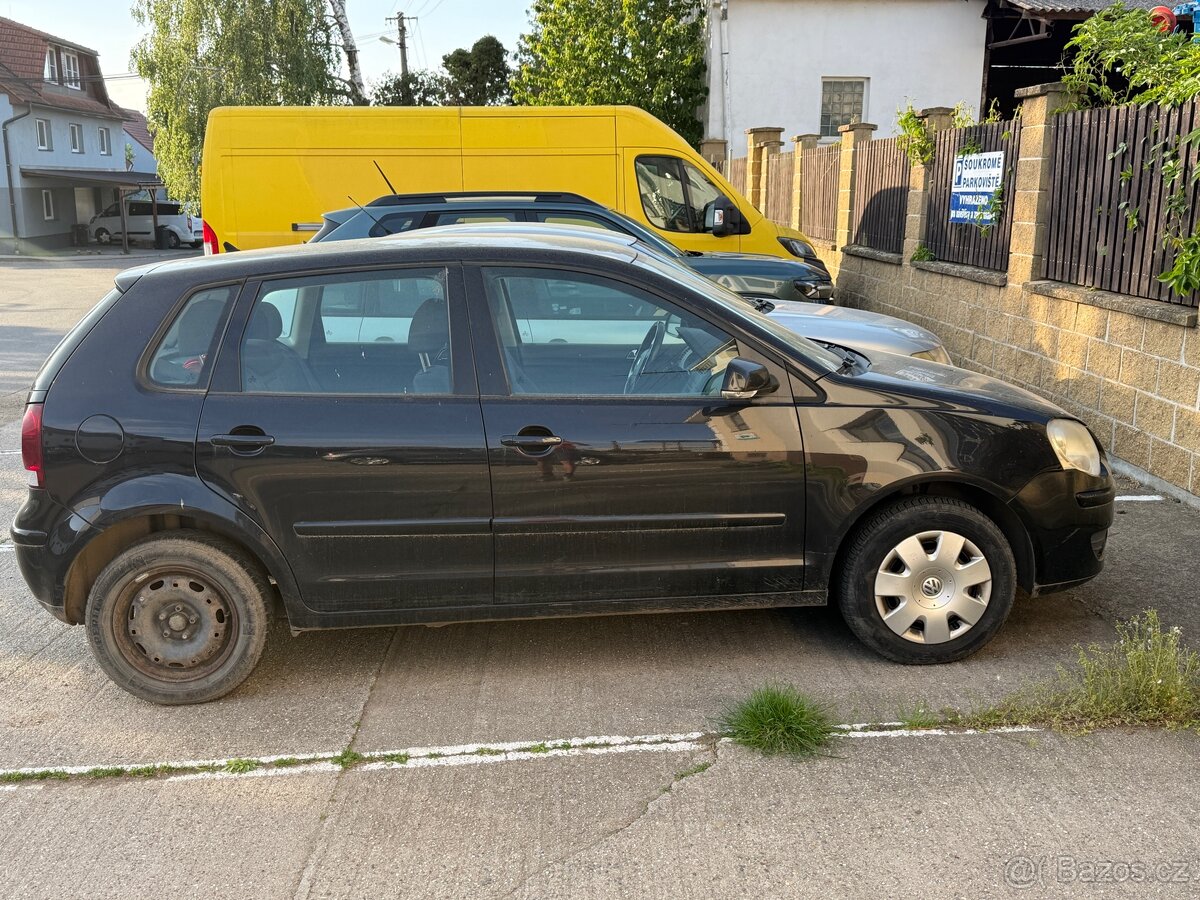 Volkswagen Polo - 2