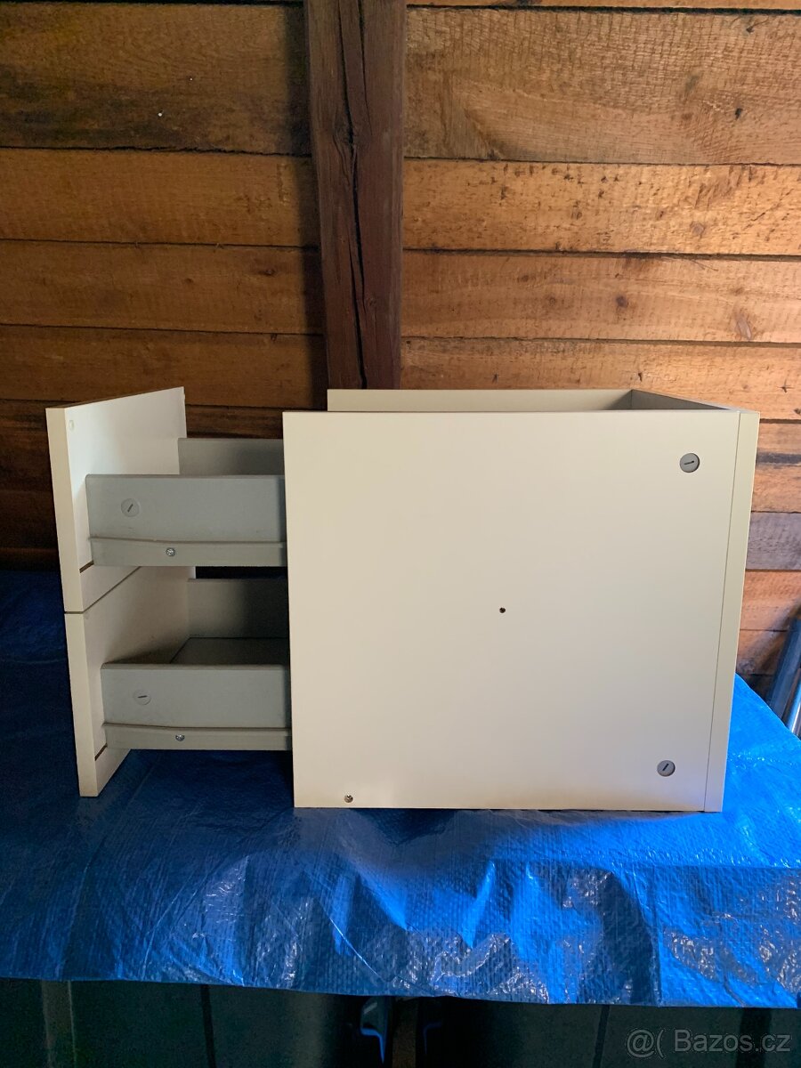 Ikea skříňky expedit - 2