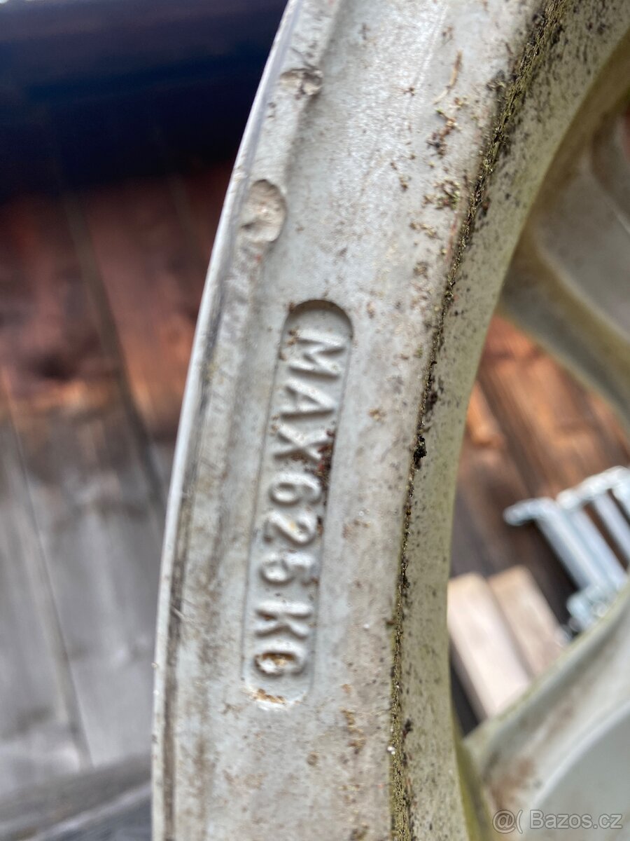OZ alu 4x kusy k renovaci - 2
