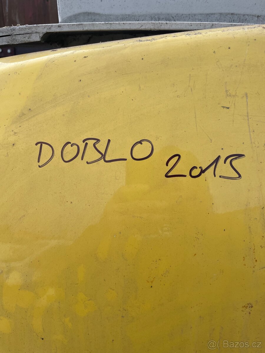 Fiat Doblo 2013 - zadni dveře - 2