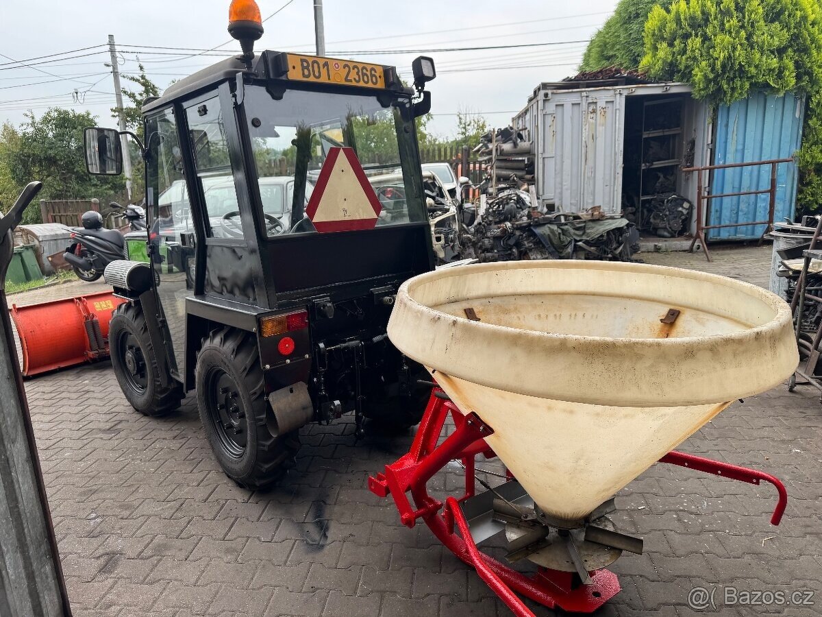 Malotraktor Yukon 4x4 30 kw - 2