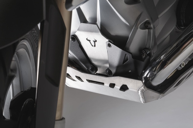 Přední prodloužení krytu motoru Černá / stříbrná. BMW R1200 - 2