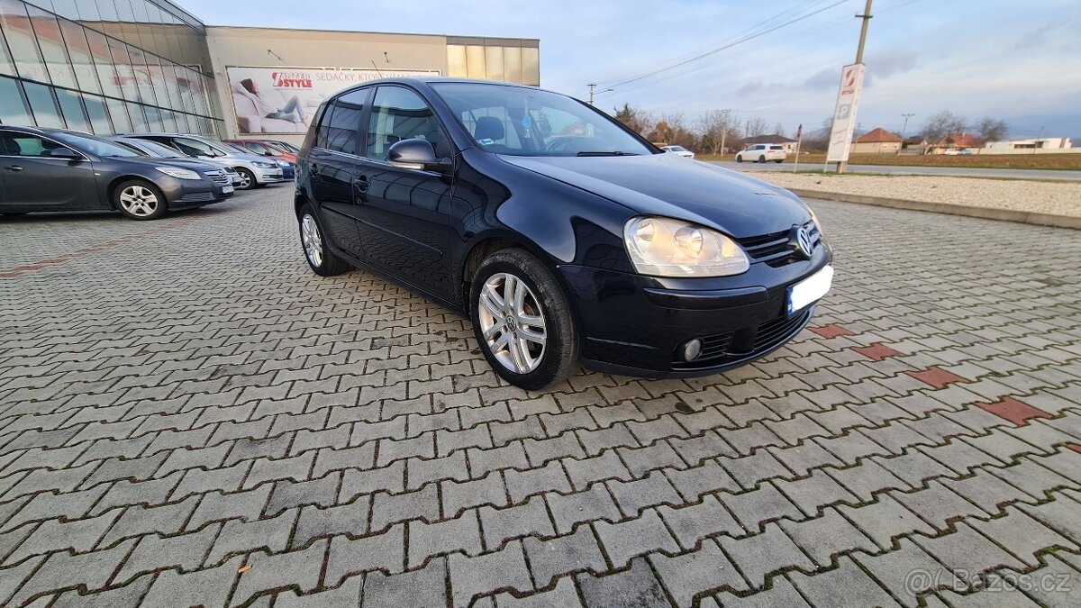 Volkswagen Golf V 1,9 Tdi 77kw Zeder Bez hrdze 259 000 km - 2