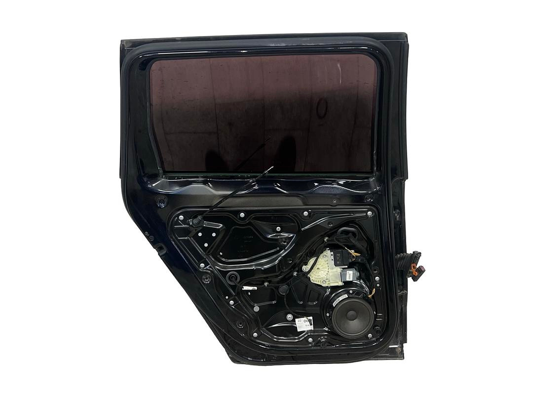 Levé zadní dveře černá metalíza LC9X VW Passat B7 kombi 2011 - 2