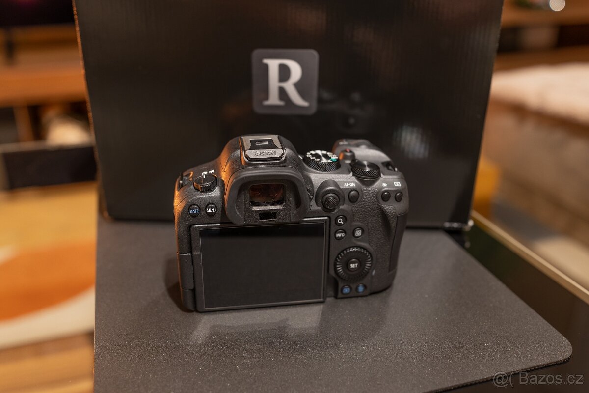 Canon EOS R6 II, příslušenství + prodloužená záruka - 2