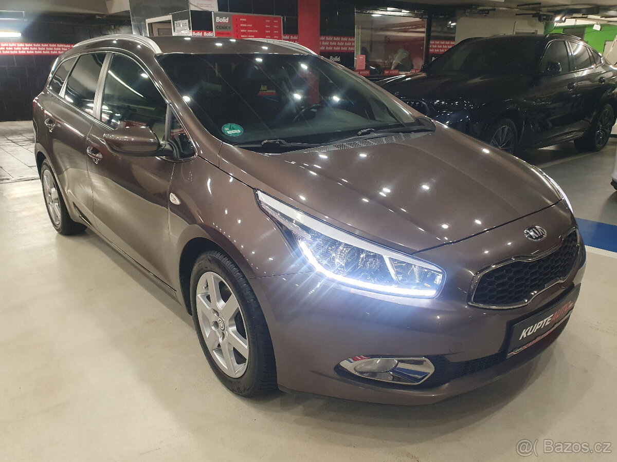 kia ceed 1.6 gdi BENZÍN , PERFEKTNÍ STAV - 2