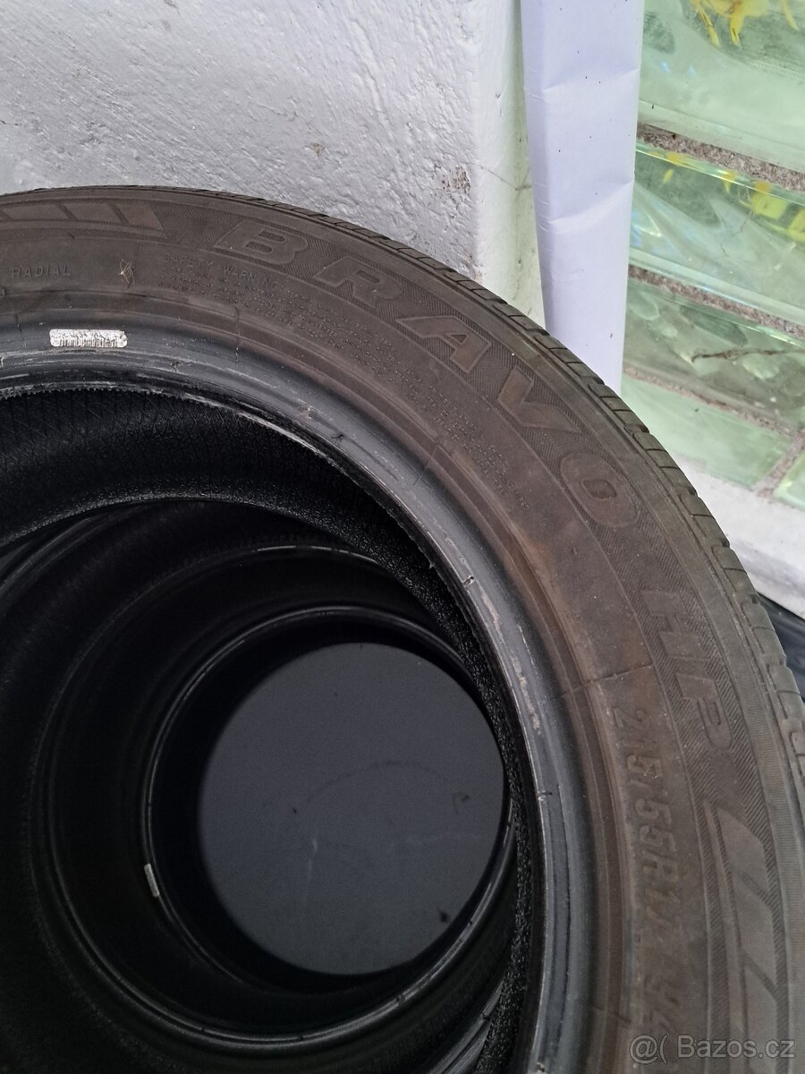 MAXXIS BRAVO HP 215 55/R17 - 2