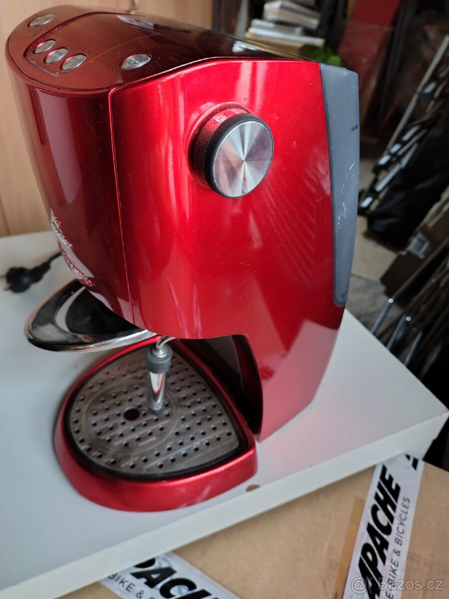 Kávovar Tchibo Cafissimo CLASSIC Hot Red - 2