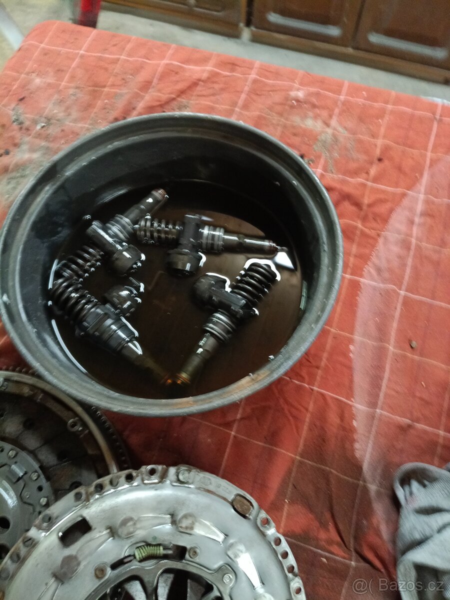 VW T5 transportér 19 TDI 77kw - 2