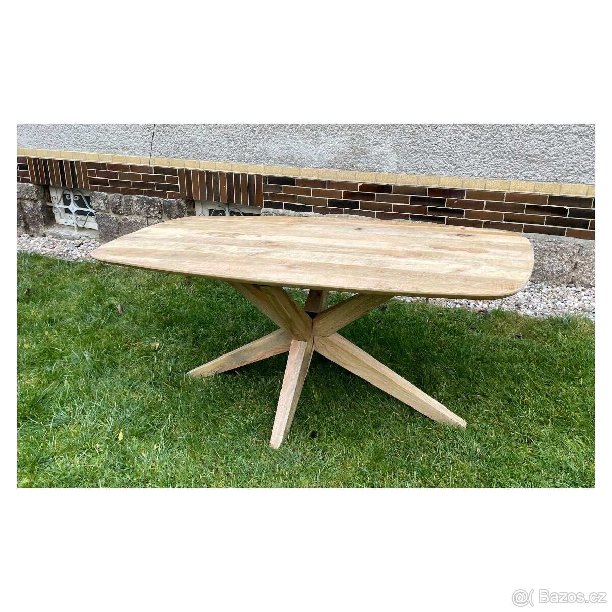 Masivní jídelní stůl Mango – 180 cm - 2