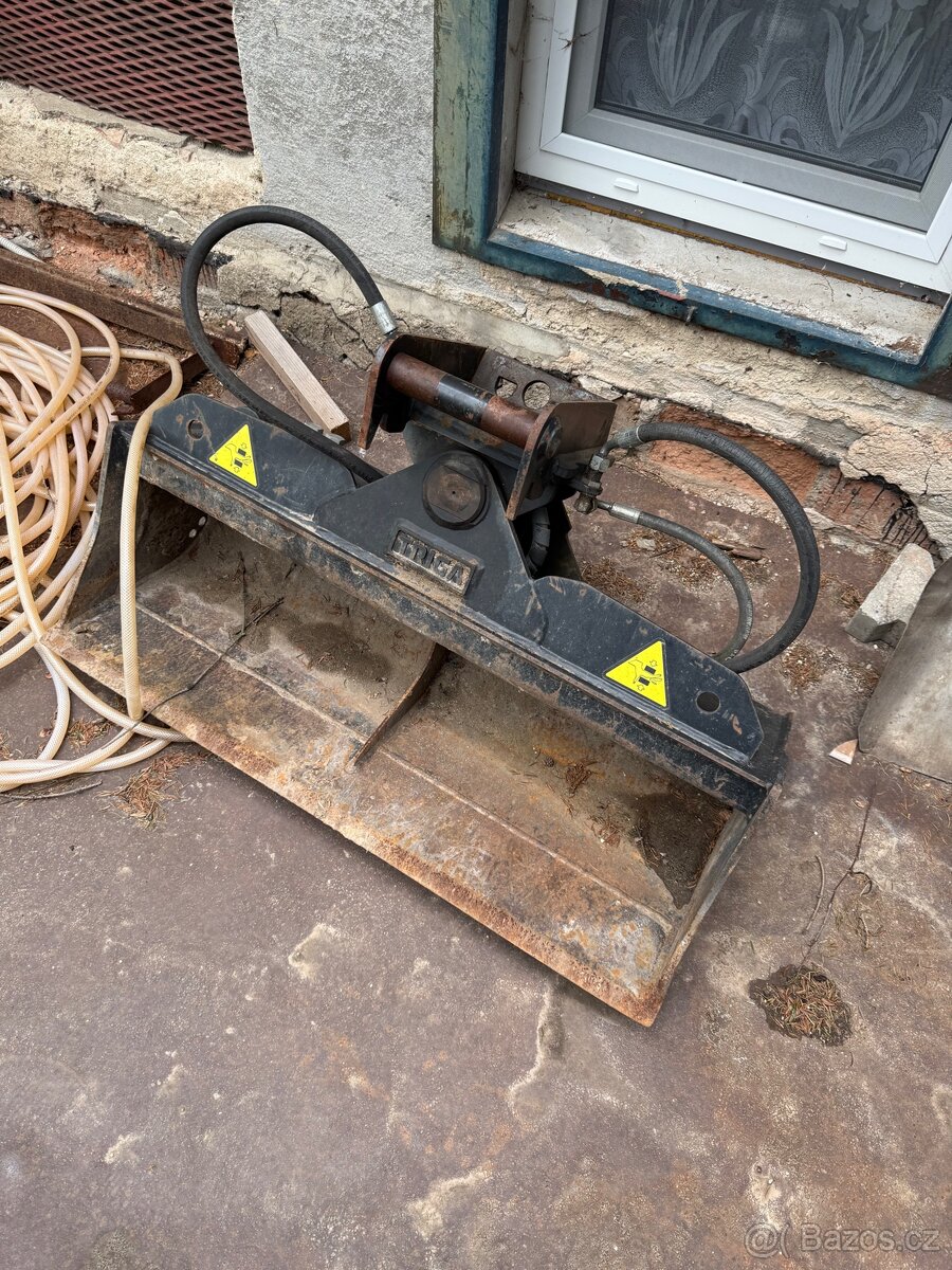 Minibagr Komatsu pc18 - 2