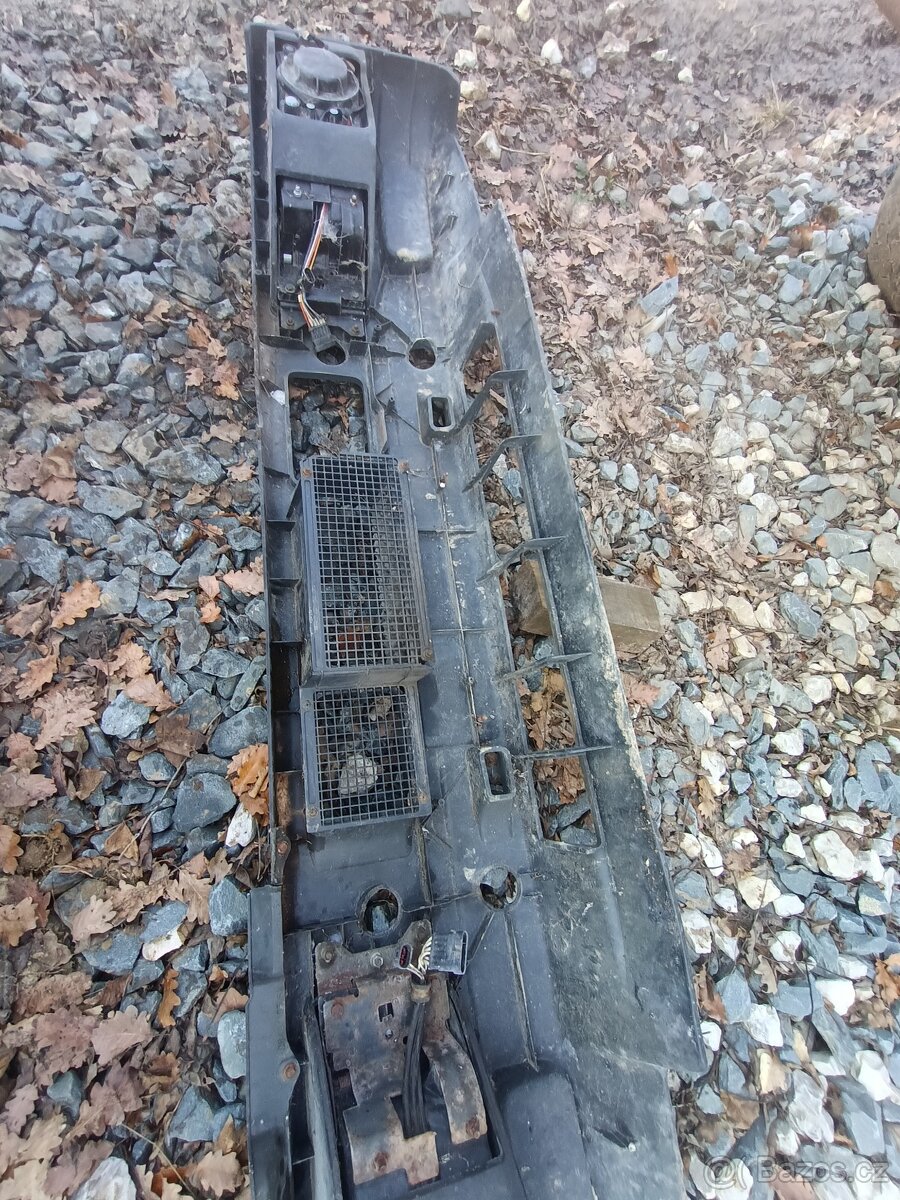 Nárazník Iveco Eurotech - 2