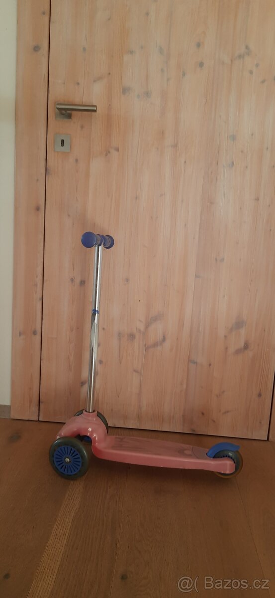 Tříkolová koloběžka - 2