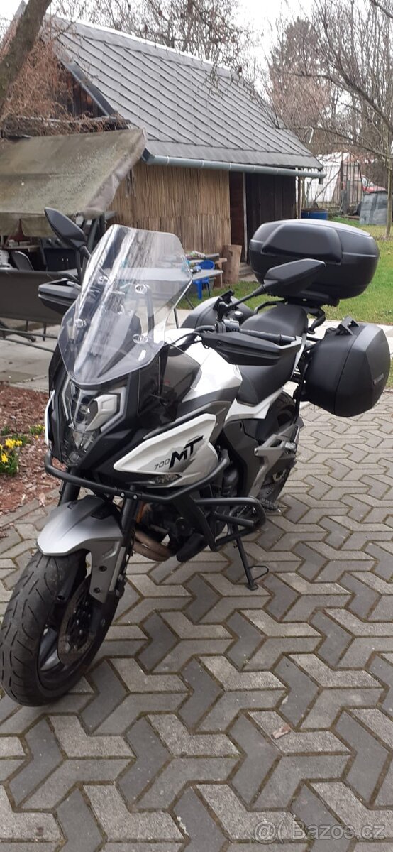 CFMOTO 700MT - 2