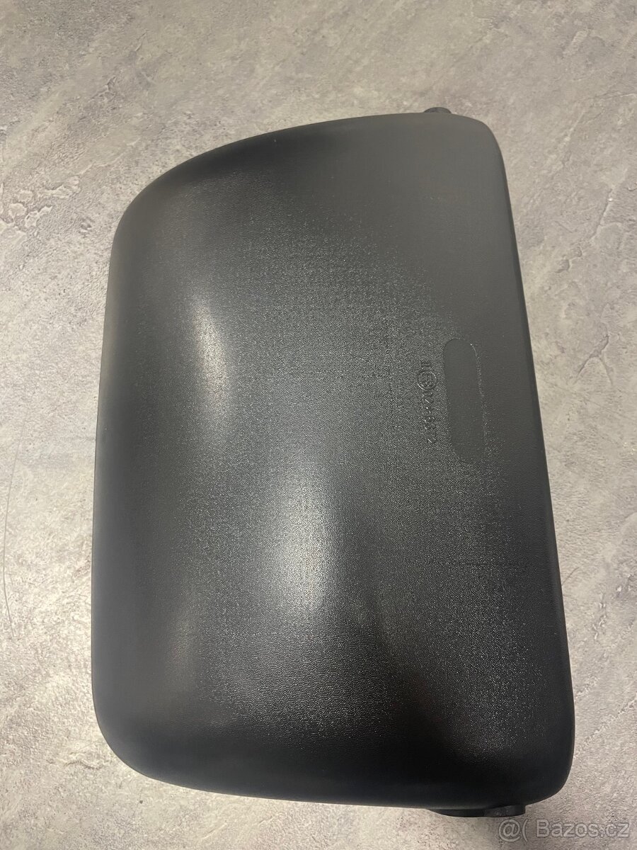 Kryty zrcátek - Renault Midlum - 2