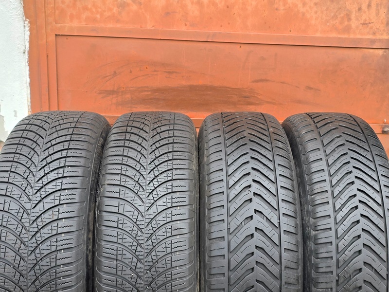 Celoroční Goodyear + Kormoran 195/65/15 + disky - 2