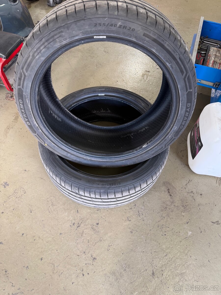 Pneu 255/40 r20 Dynamo - 2