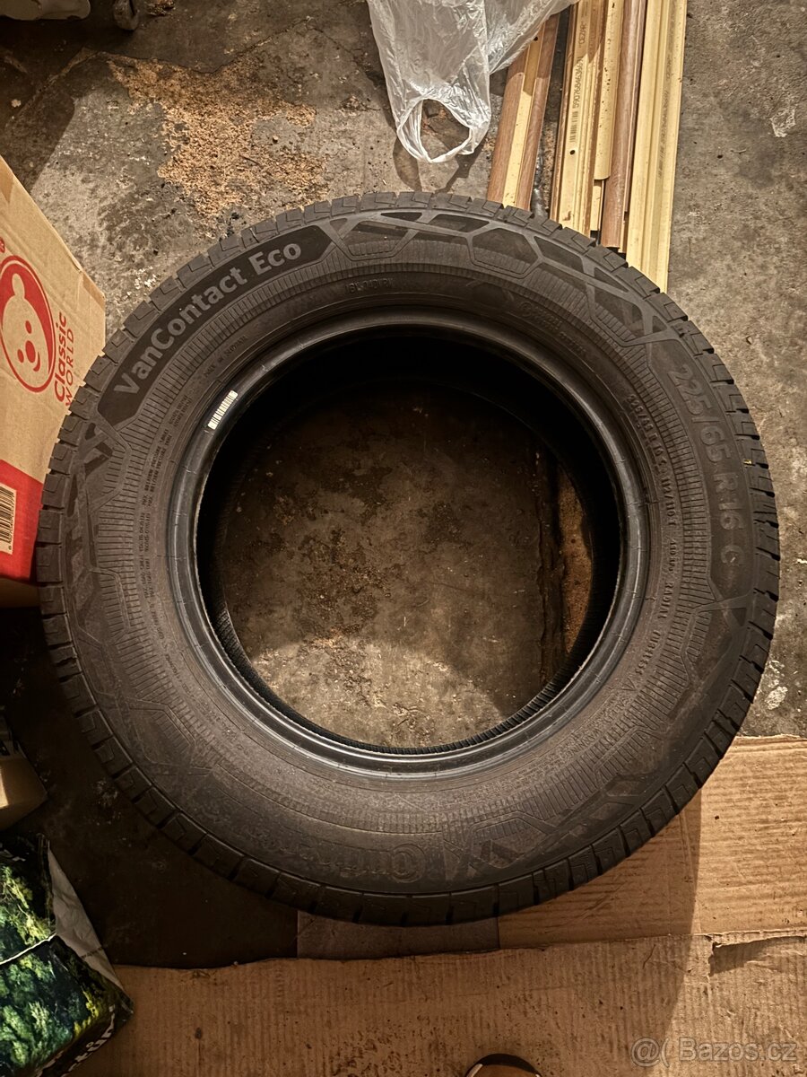 Pneu Continental 225/65 R16 C - 2