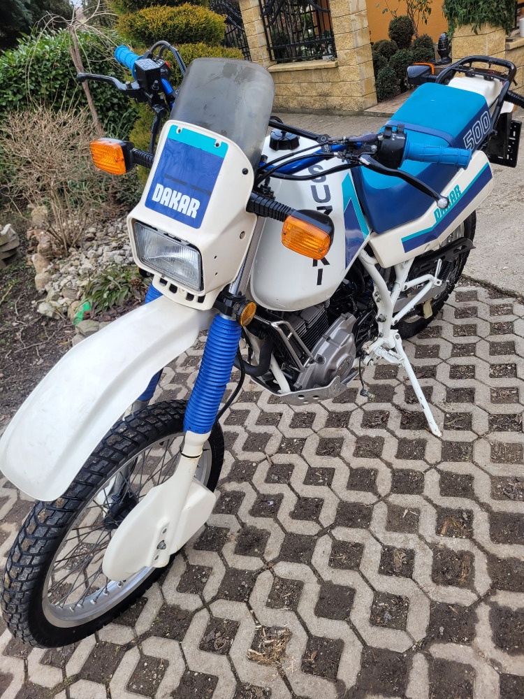 Suzuki DR 500