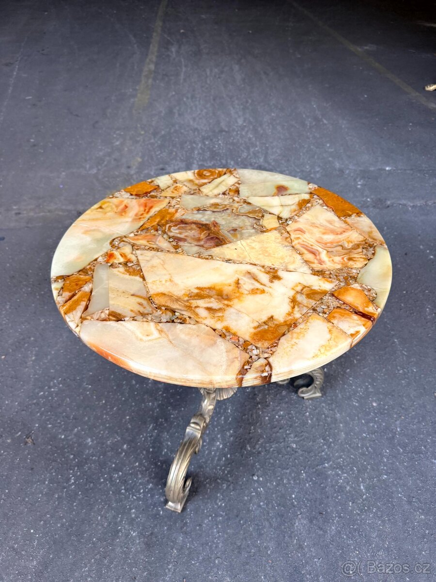 Odkládací mramorový stolek (132037) - 2