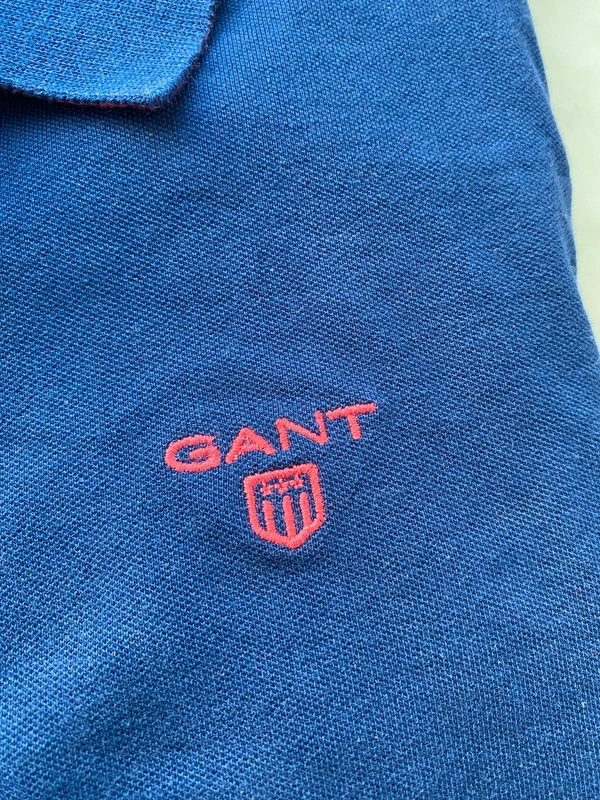 Tmavě modré Gant polo tričko s růžovými prvky - S - 2