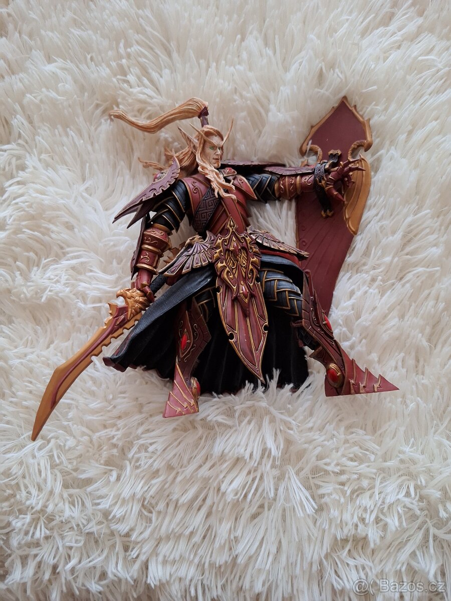 World of Warcraft - figurka Blood elf paladin - 2