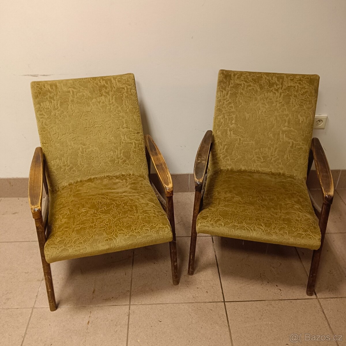 Křesla se stolkem pavouk - 2