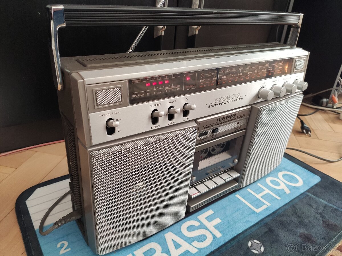 Radiomagnetofon TELEFUNKEN CR-30 - 2