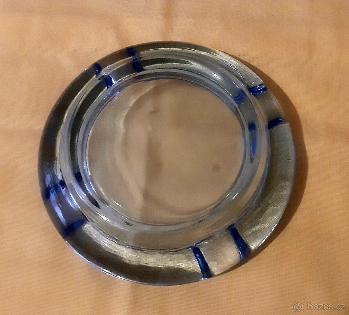 Starý skleněný popelník - 2