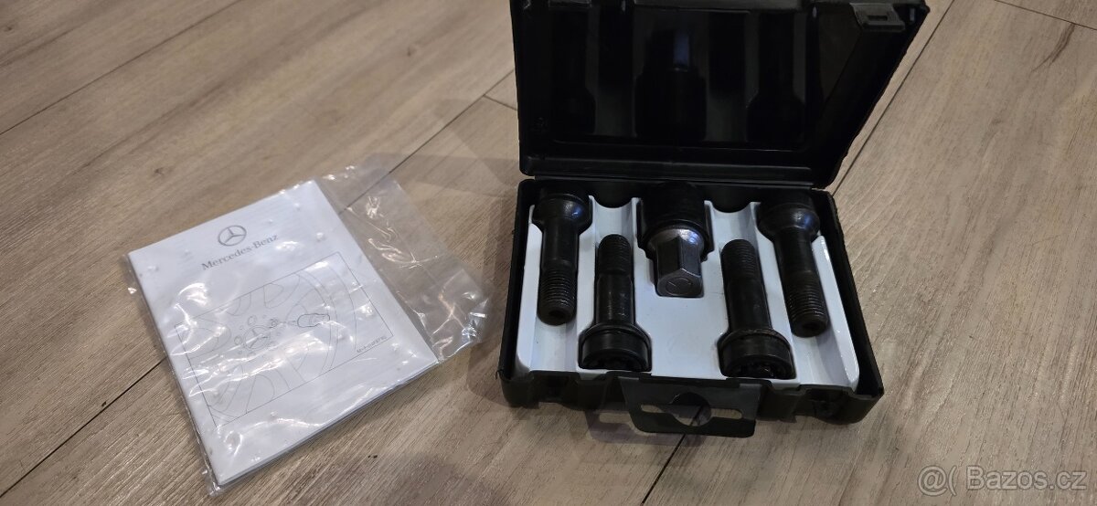 Bezpečnostní šrouby Mercedes-Benz - 2