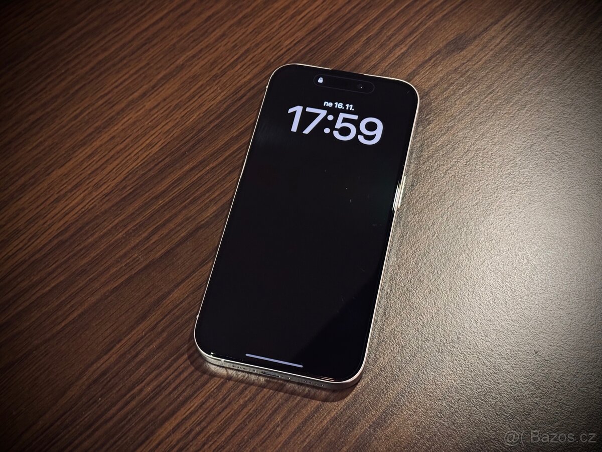 iPhone 15 Pro 256gb White + 8x obal + 2x sklo - 2