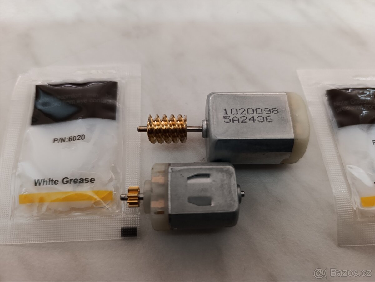 Prodám opravnou sadu zámku zadních dveří LR3/4 Discovery - 2